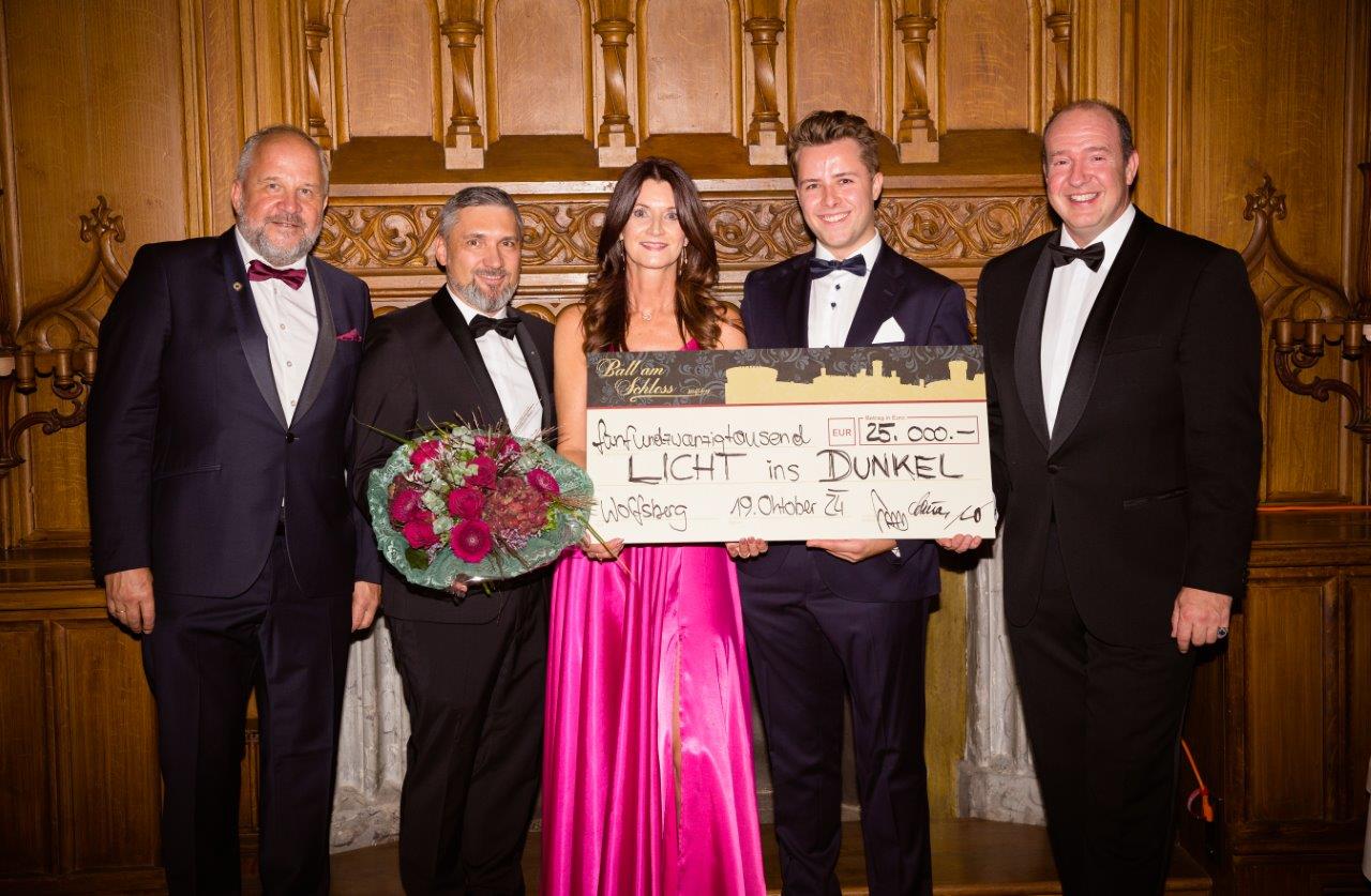 „Ball am Schloss 2024“: Ein unvergesslicher Abend im Schloss Wolfsberg